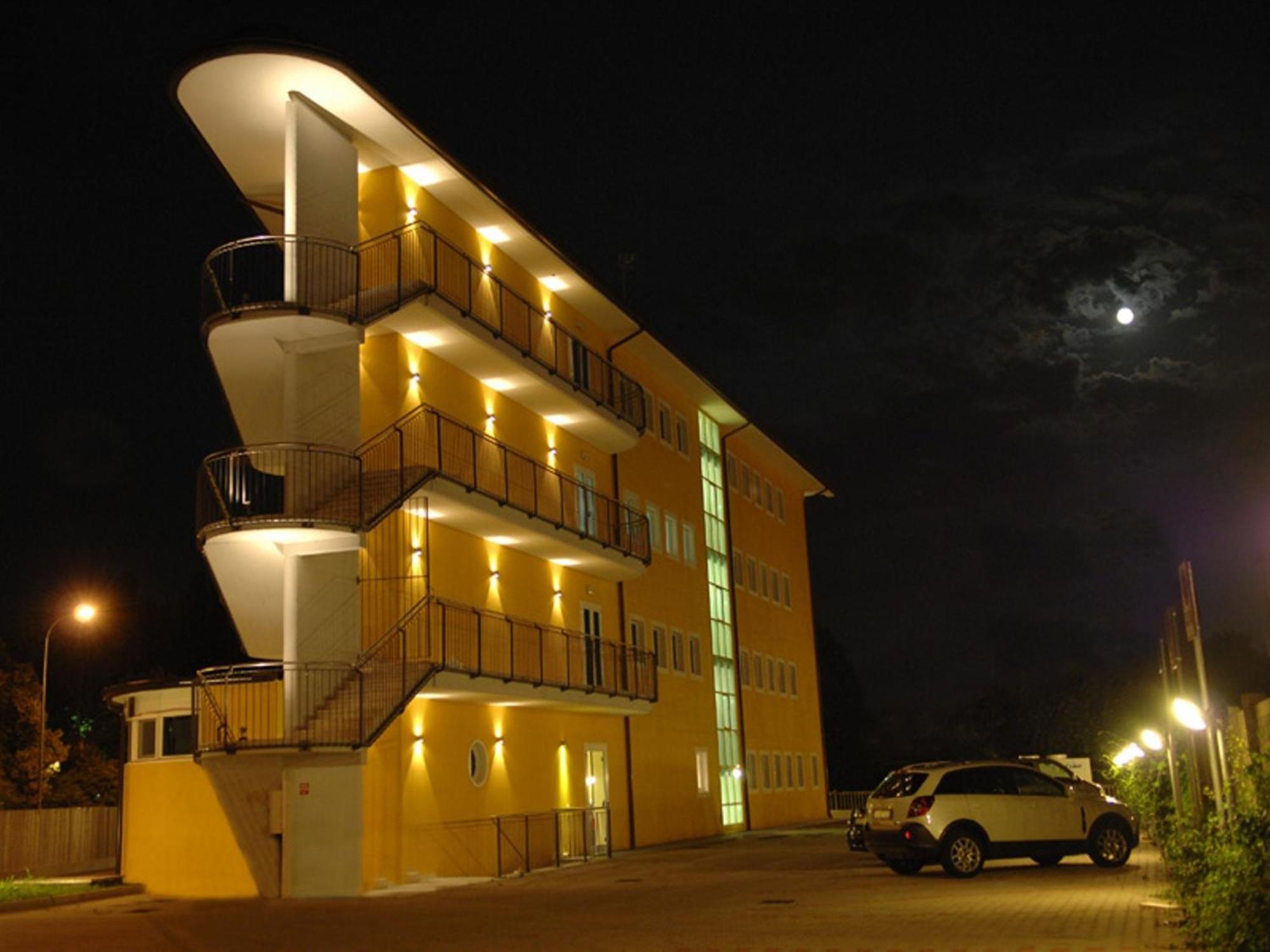 Hotel Alverì Mestre Esterno foto